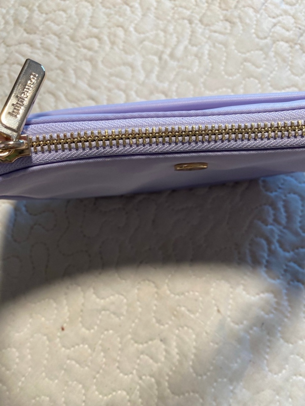 lululemon athletica Lilac Shoulder Bag with Gold Hardware - Picture 3 of 12
